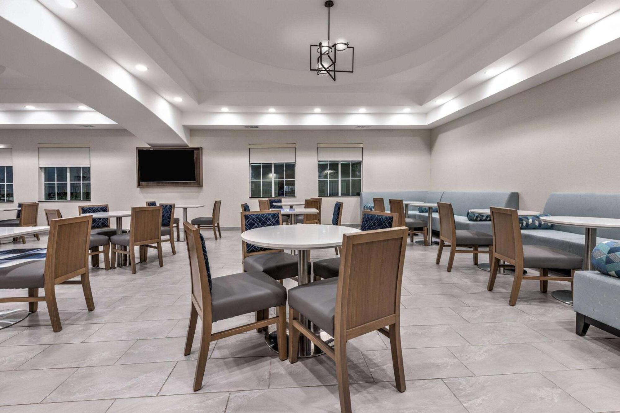 La Quinta By Wyndham Allen At The Village מראה חיצוני תמונה